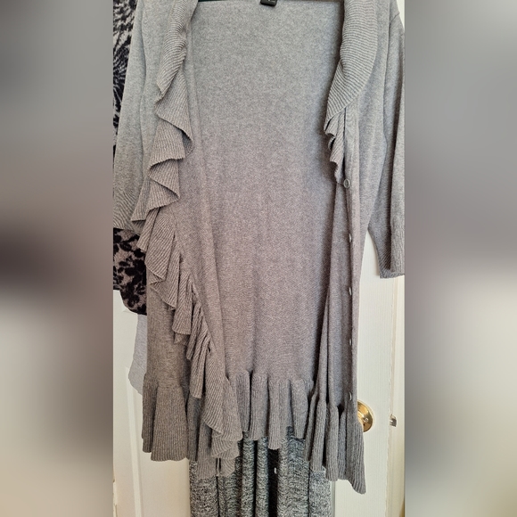 New Directions Long, Ruffled, Buttoned Cardigan - Picture 4 of 11